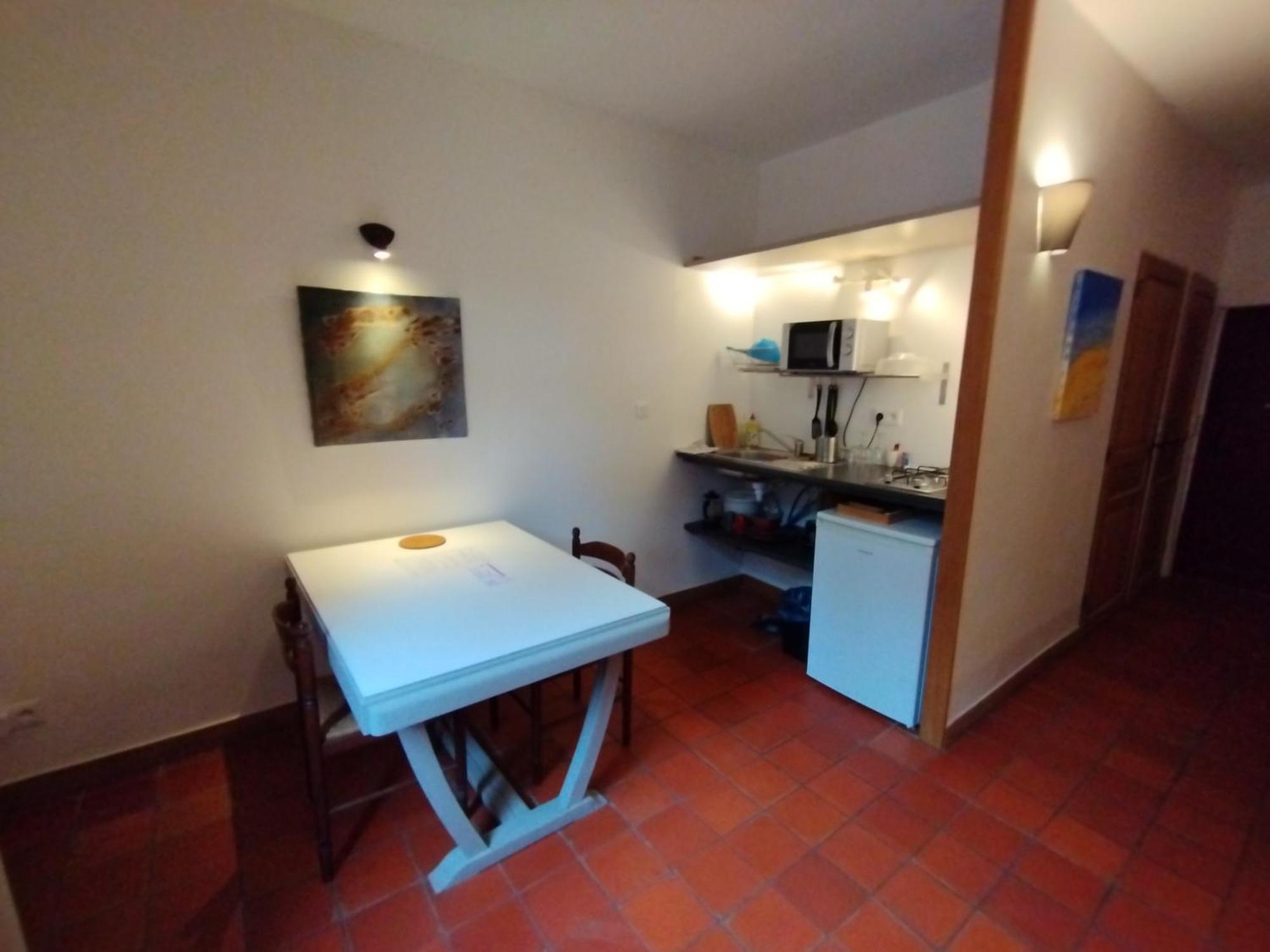 Les Studios De St Guilhem Saint-Guilhem-le-Desert Zewnętrze zdjęcie
